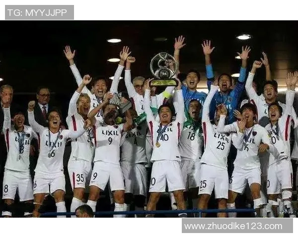 上海足球队的崛起与挑战分析探索球队实力与未来发展方向 上海足球队的崛起与挑战分析探索球队实力与未来发展方向