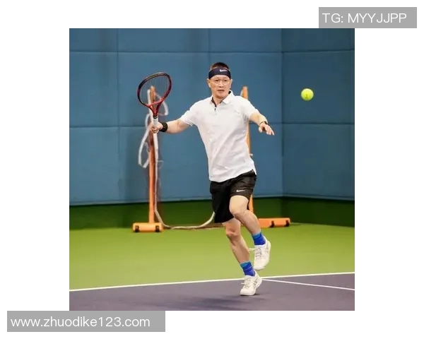 深入分析上海网球队包夹打法的战术特点与应用效果 深入分析上海网球队包夹打法的战术特点与应用效果